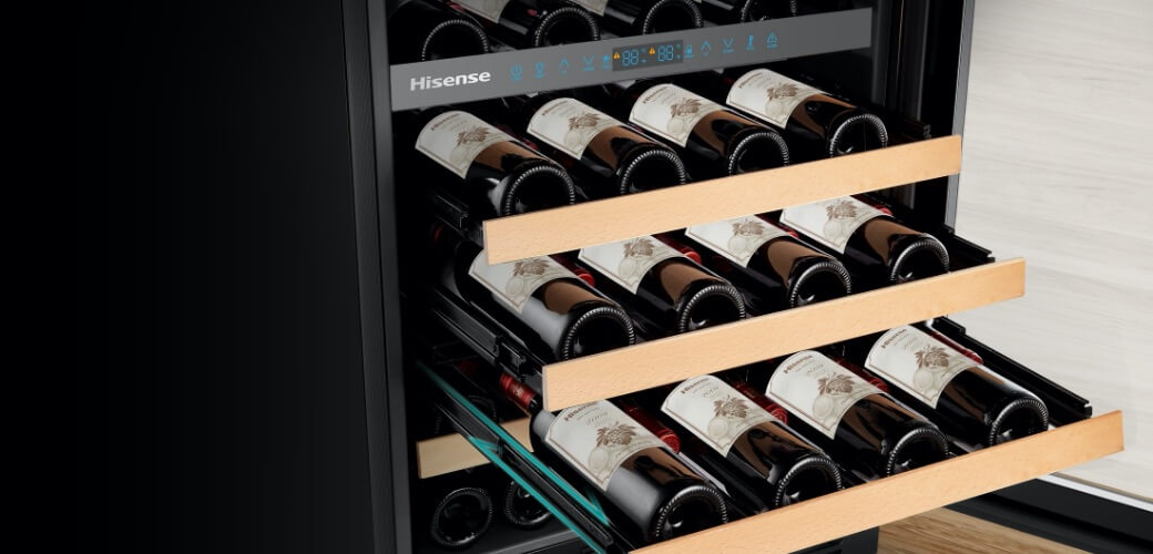 https://www.hisenseksa.com/wp-content/uploads/2022/03/hisense-wine-cooler-soft-close-shelf-mobile.jpg